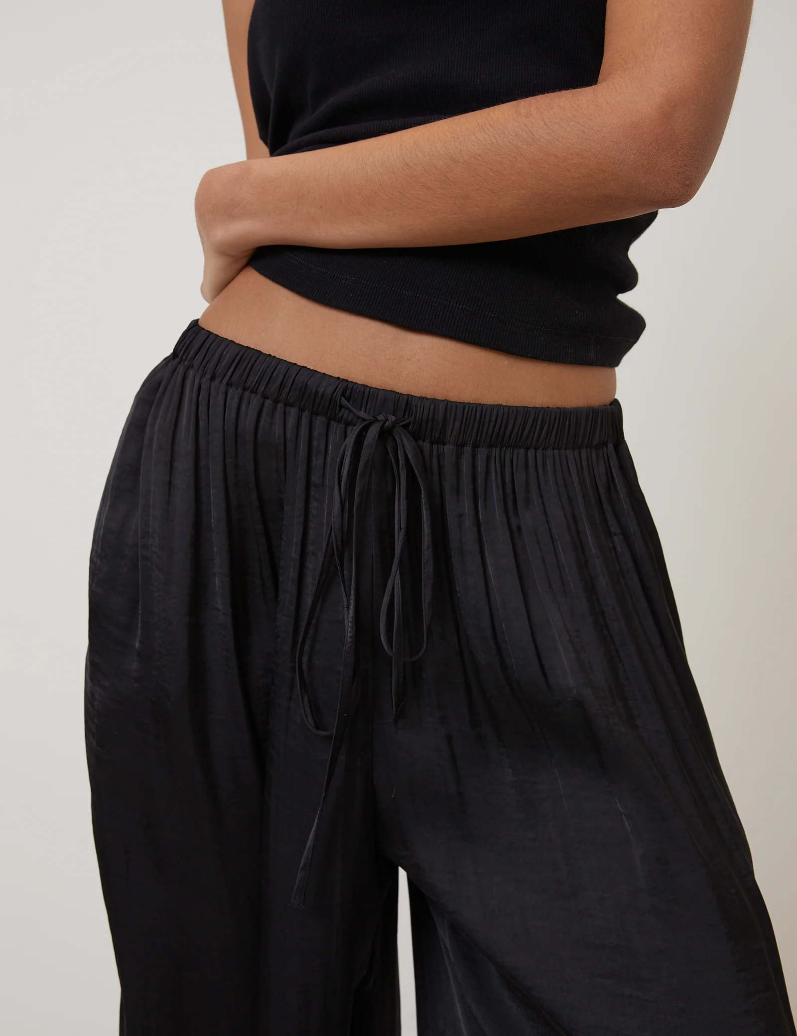 Black Balloon Cuffed Trousers - Image 3
