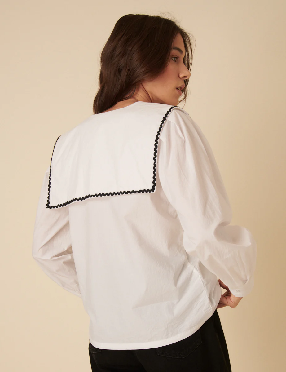 White Embroidered Sailor Collar Blouse - Image 3