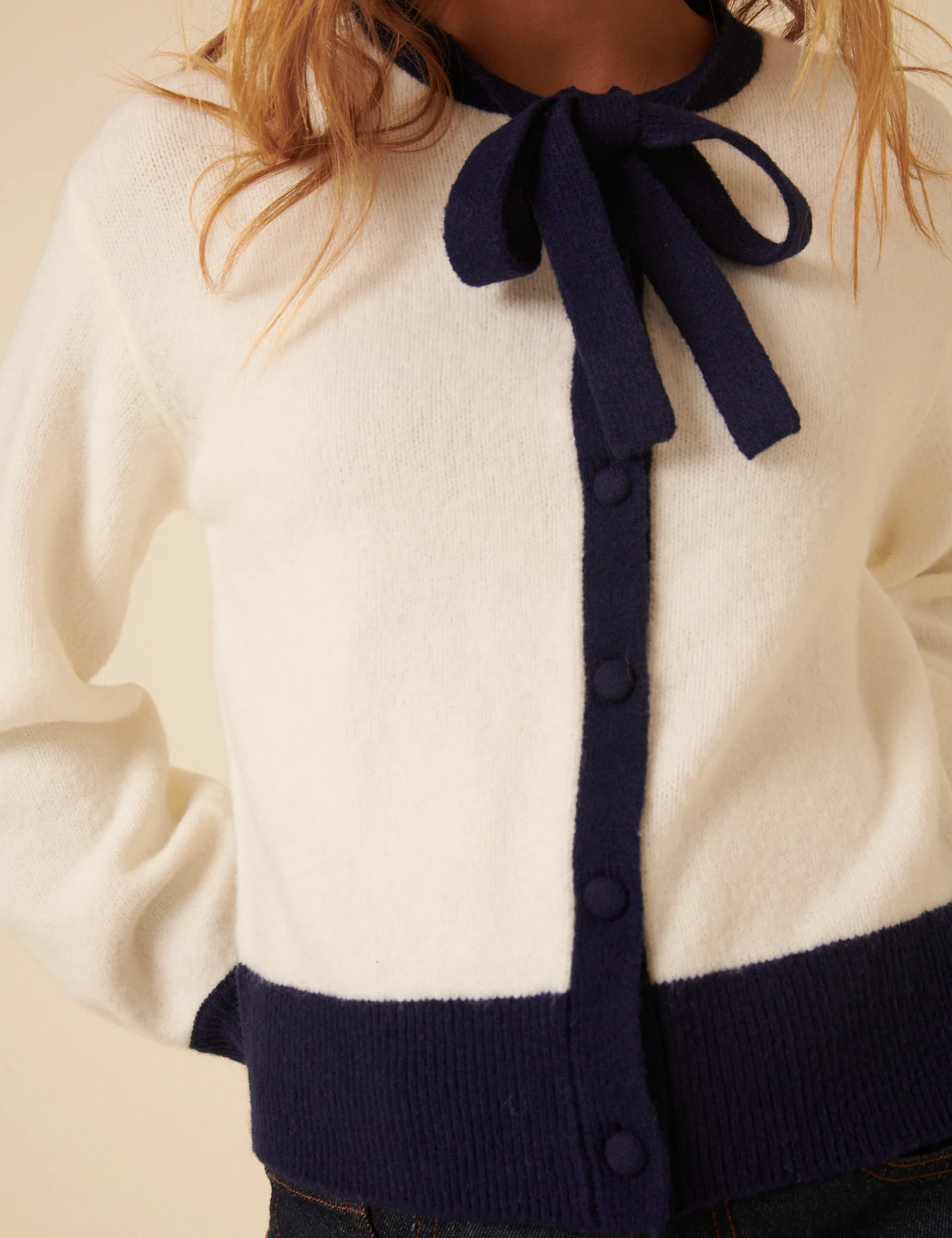 White Contrast Trim Tie Neck Cardigan - Image 4