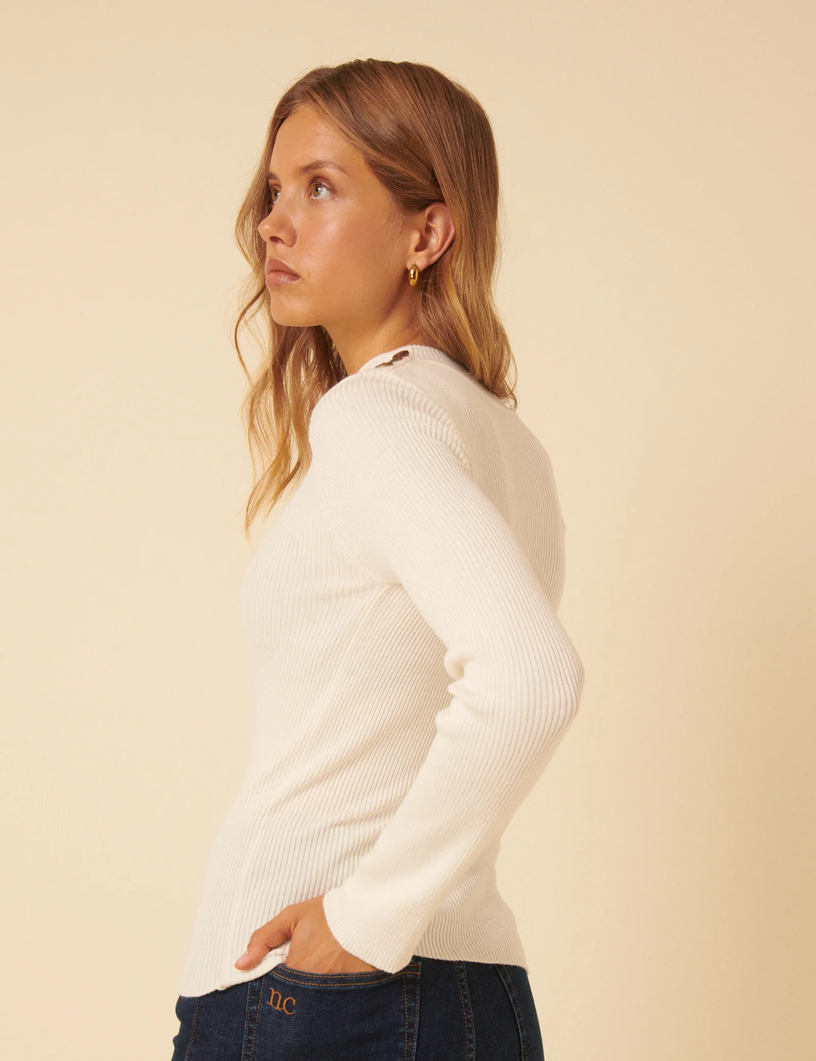 White High Neck Ribbed Knitted Top - Image 3