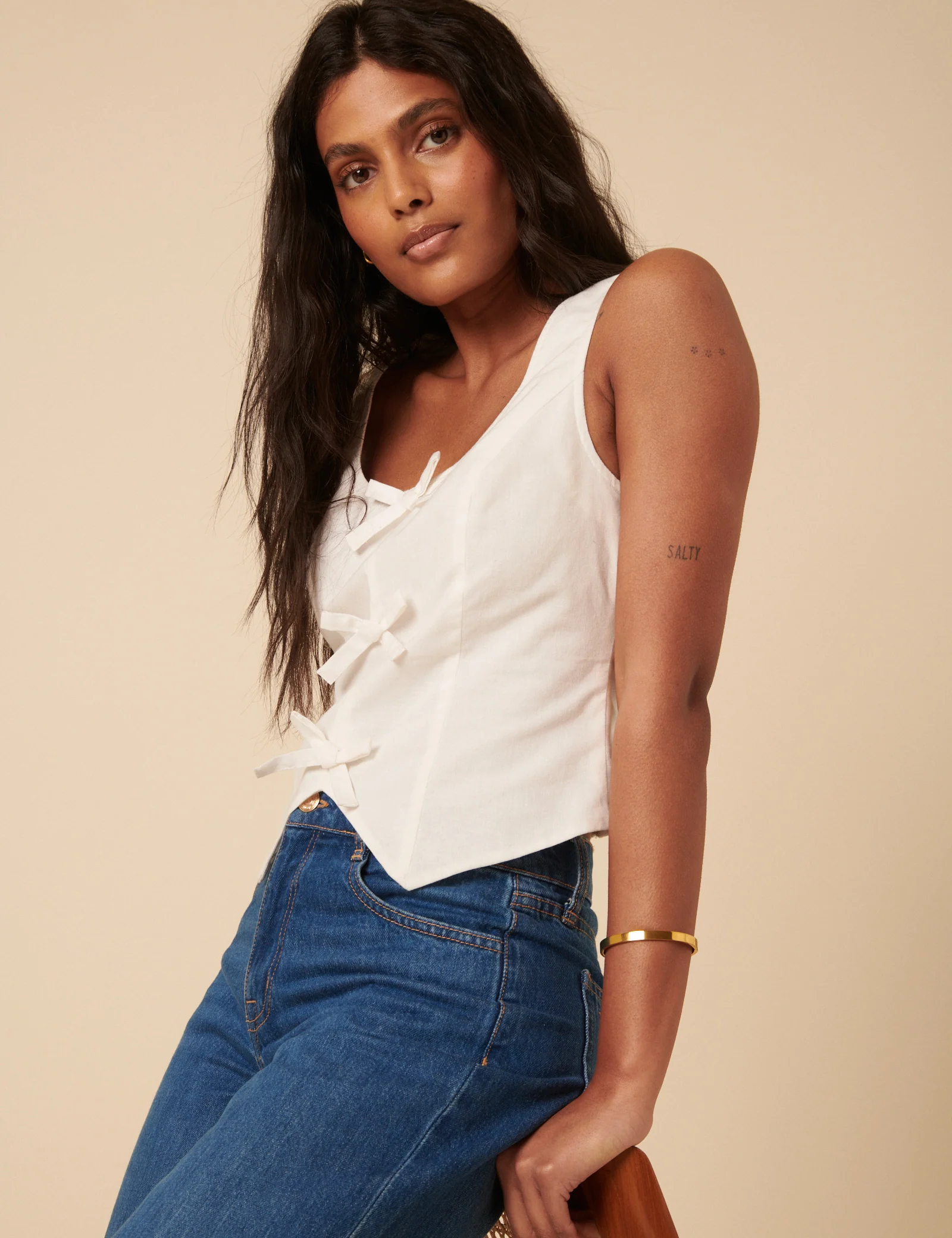 White Bow Front Waistcoat - Image 4