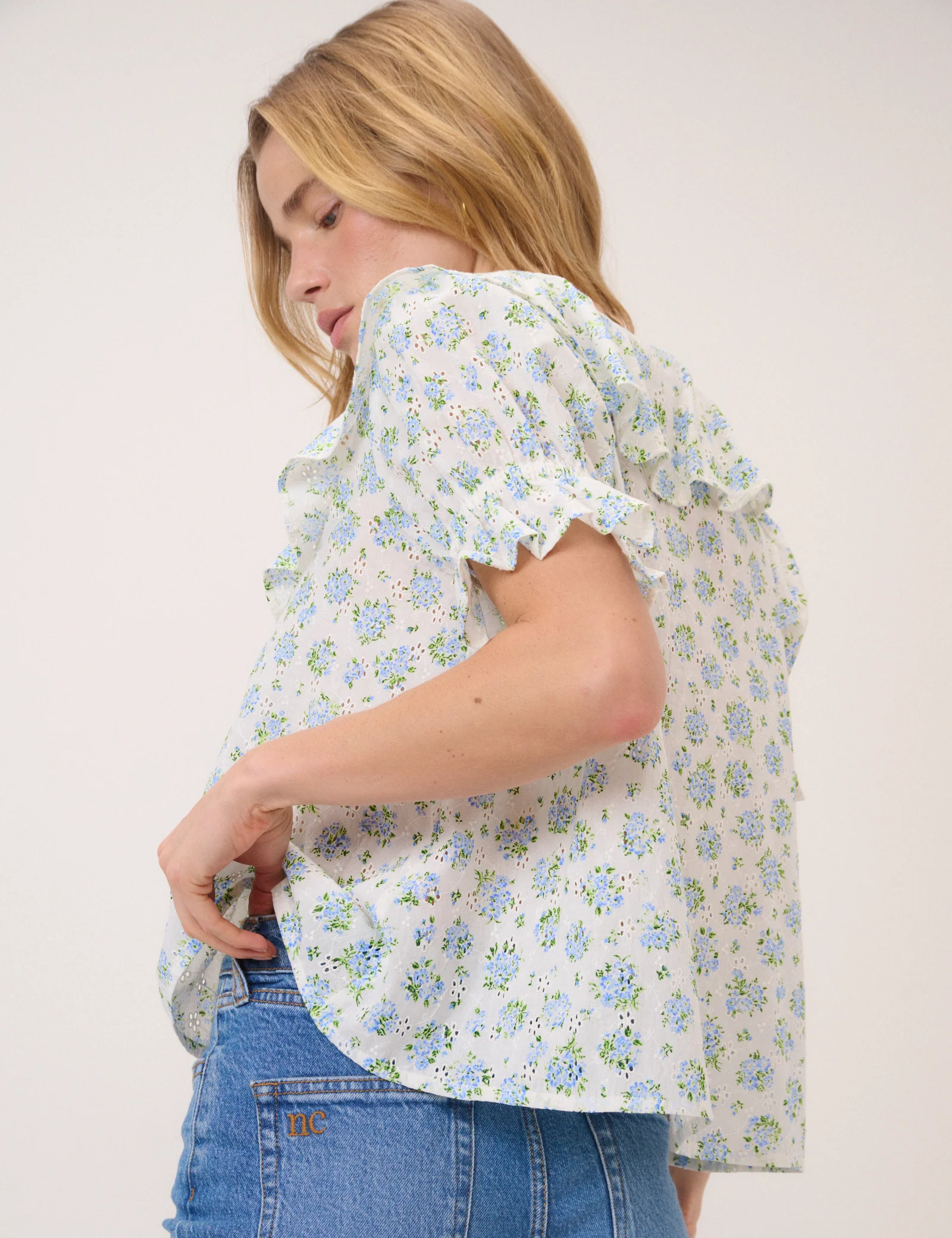 White Floral Ruffle Trim Top - Image 5